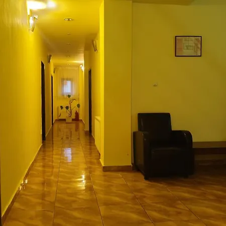 Hotell Acropole 2*